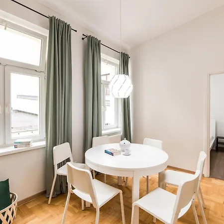Apartment Native Czysta 5 *