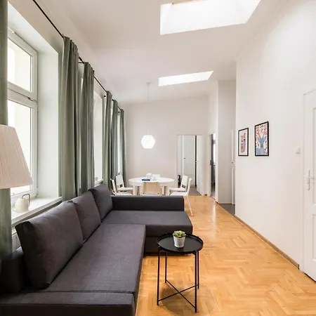 Apartment Native Czysta 5 *