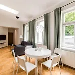 Native Czysta 5 * Krakov